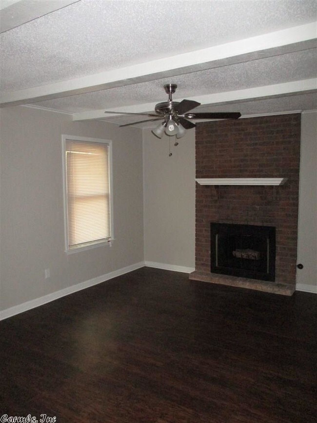 Foto del edificio - 5807 Glenhaven Pl