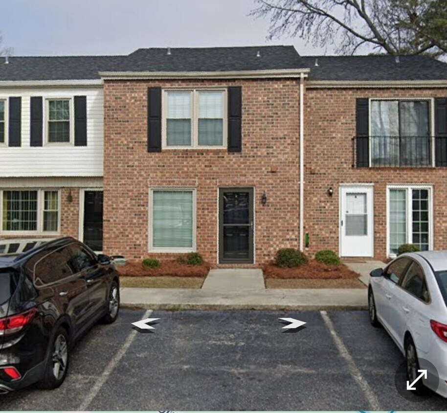 Primary Photo - 731 Coventry Lane Unit B