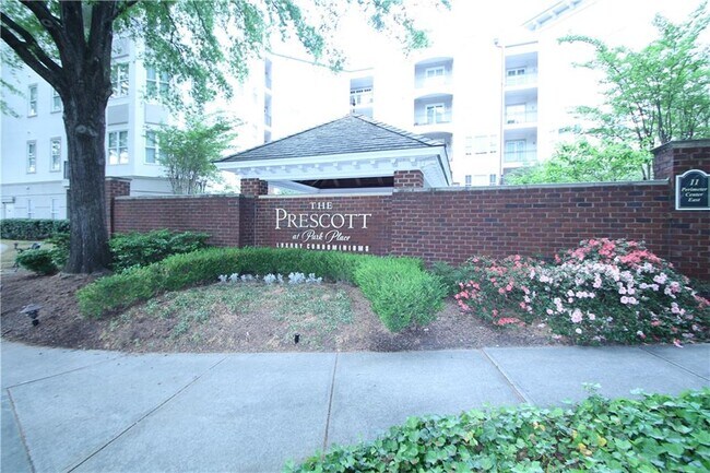 Foto del edificio - 11 Perimeter Center E