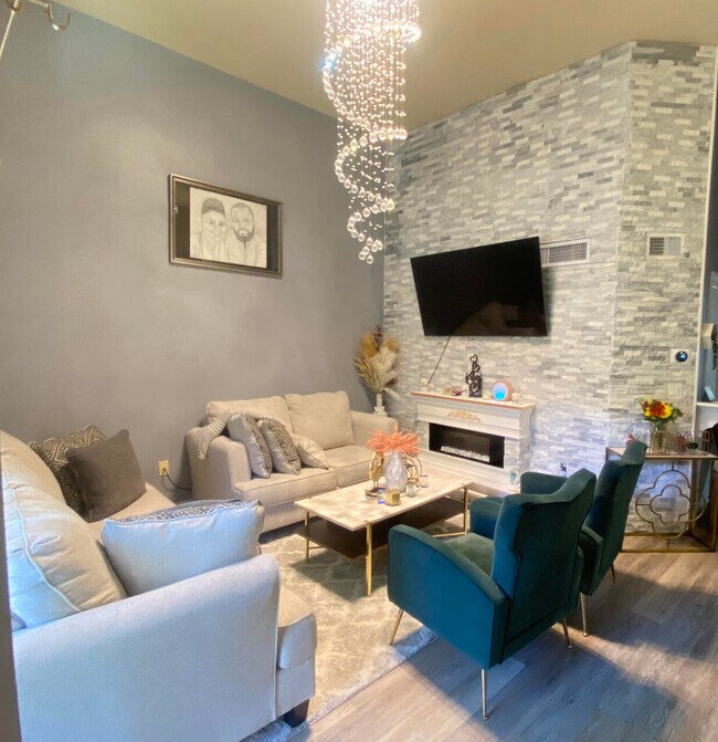 Foto del edificio - 4863 Via Palm Lakes