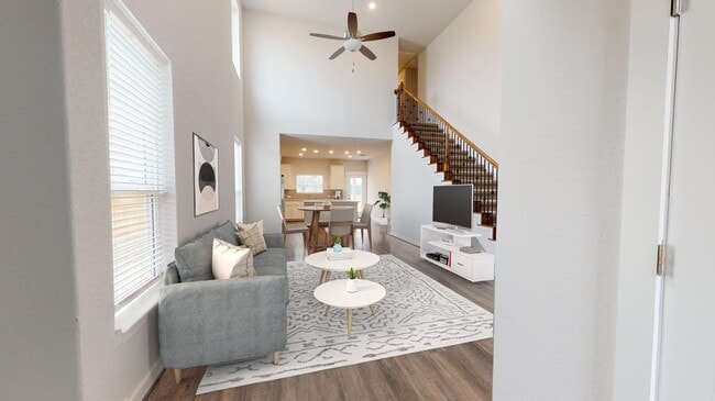 Building Photo - Gorgeous New Braunfels home with large fenced yard