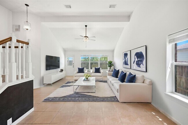 Foto del edificio - 727 Cypresswood Ridge