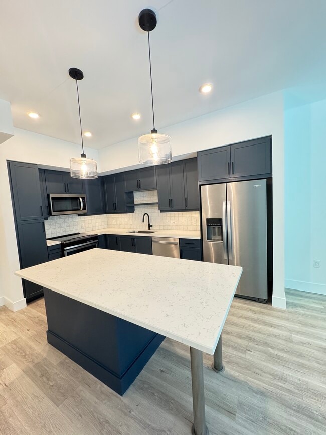 KITCHEN - 136 NE 43rd St (Miami, FL) Apartments