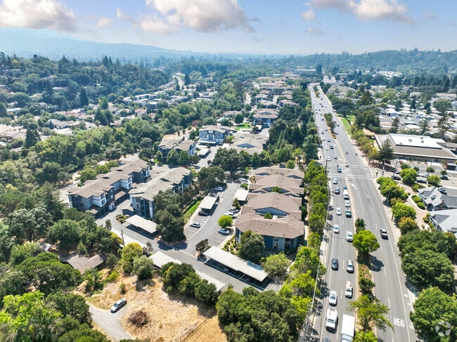Contexto aéreo - Acacia at Santa Rosa Creek