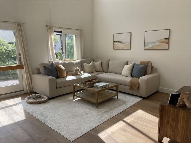 Foto del edificio - 310 Swans Wharf Row