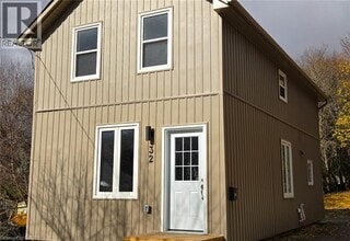 Building Photo - 32 Mill St