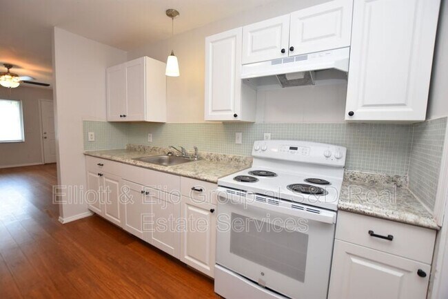 Foto del edificio - 2438 Brent Ave SW