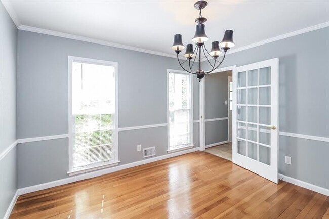 Foto del edificio - 9480 Coleman Rd