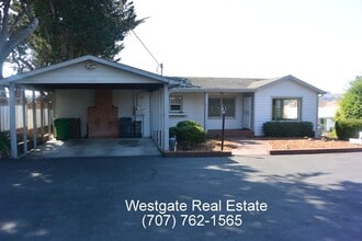 Building Photo - 1411 Skillman Ln
