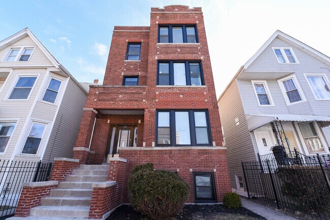 Foto del edificio - 2935 N Lawndale Ave