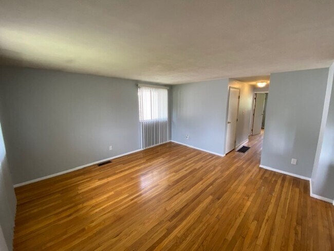 Foto del edificio - 3282 Penfield Rd