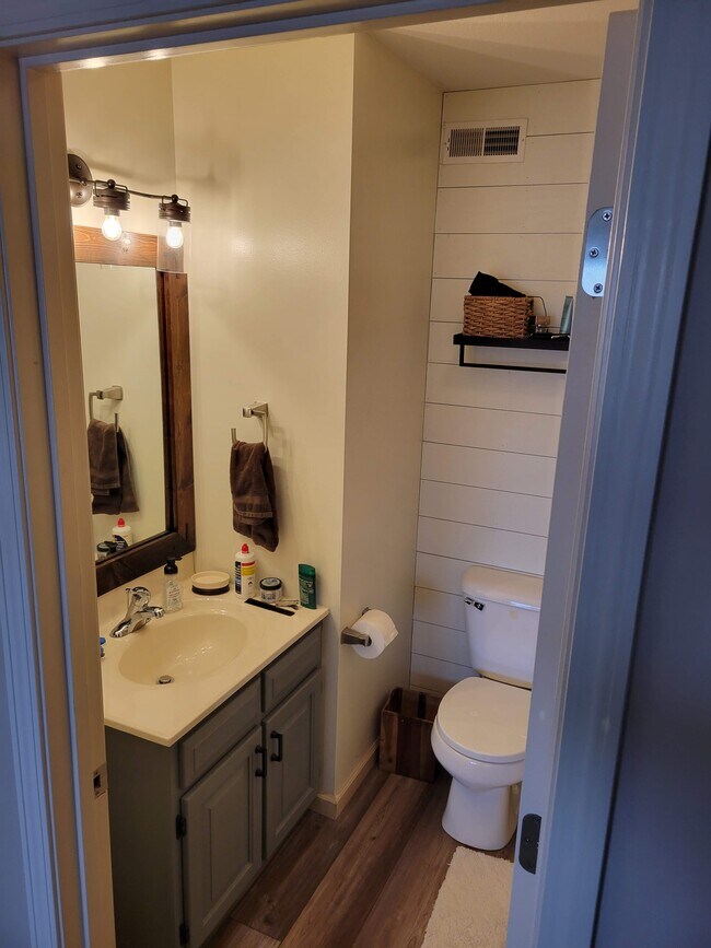 Foto del edificio - 3448 Stoneway Ct