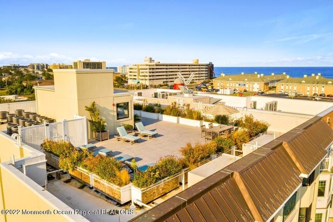 Foto del edificio - 57-61-61 Brighton Ave