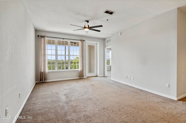 Building Photo - 11251 Campfield Dr