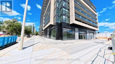 Building Photo - 3009-3009 Novar Rd