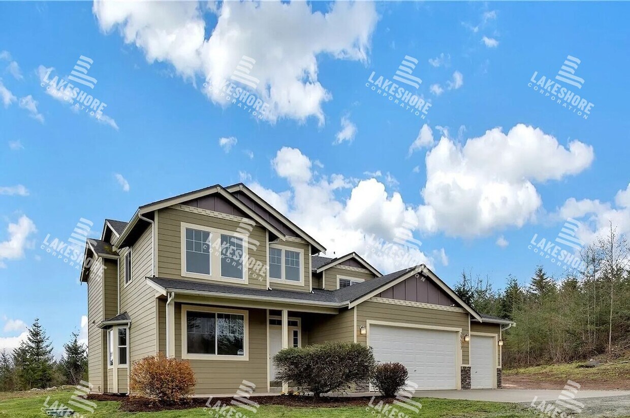 Foto principal - Spacious and Secluded 4 Bed 2 Bath Monroe ...
