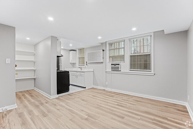 1BR,1BA - 490SF - Living Room, Dining Room - 1441 Harvard Street Apartments