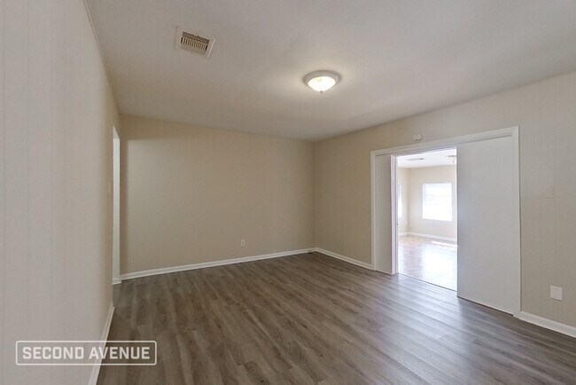 Foto del edificio - 1495 W Gulf Bank Rd