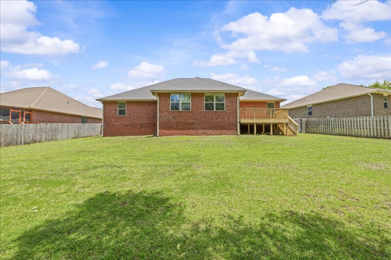 Primary Photo - 515 Vale Loop