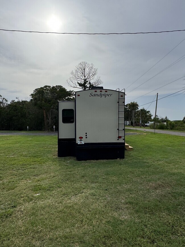 Building Photo - 11850 FL-24