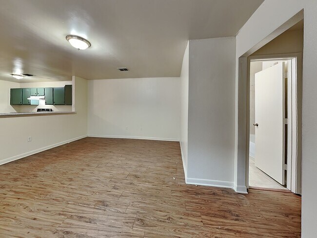 Foto del edificio - 2955 Loving Ave