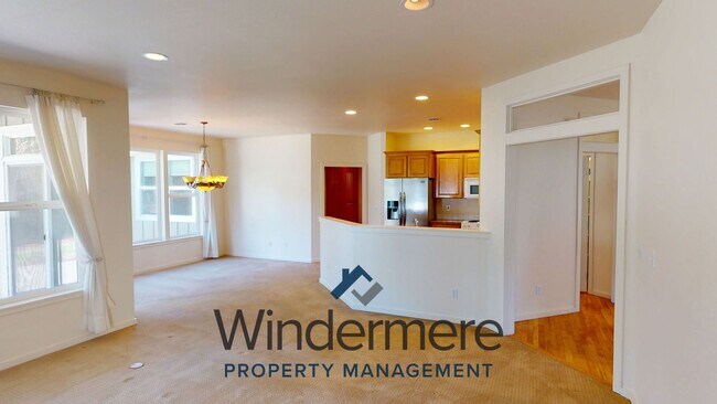 Foto del edificio - 721 SE Swainson Ln