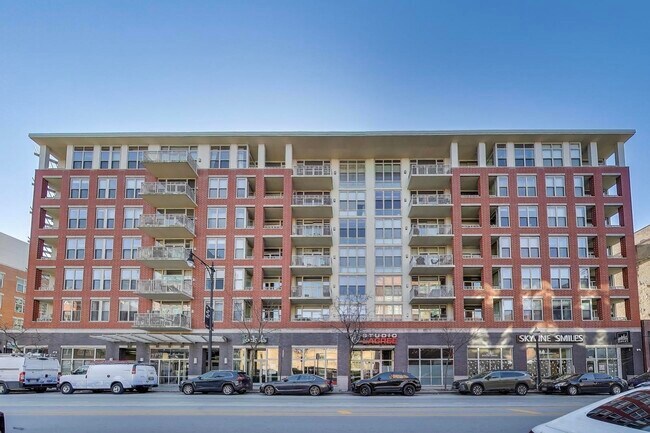 Foto del edificio - 1001 W Madison St