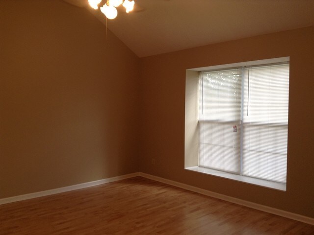 Building Photo - 6008 Tybalt Drive