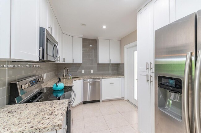Foto del edificio - 510 SW 16th Ct
