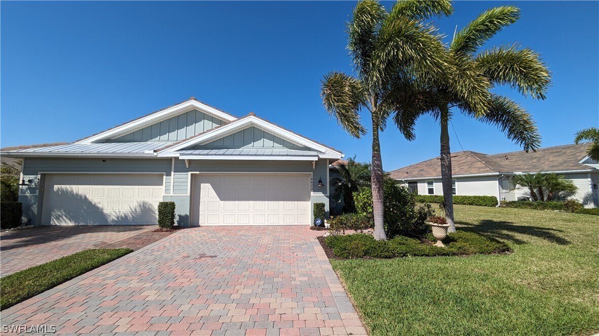 Primary Photo - 14822 Edgewater Cir