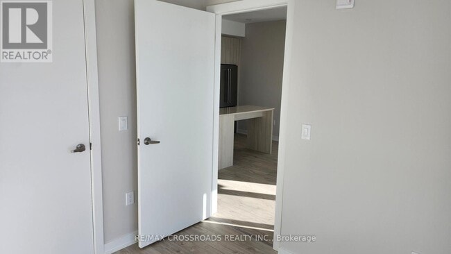 Building Photo - 720 Whitlock Ave