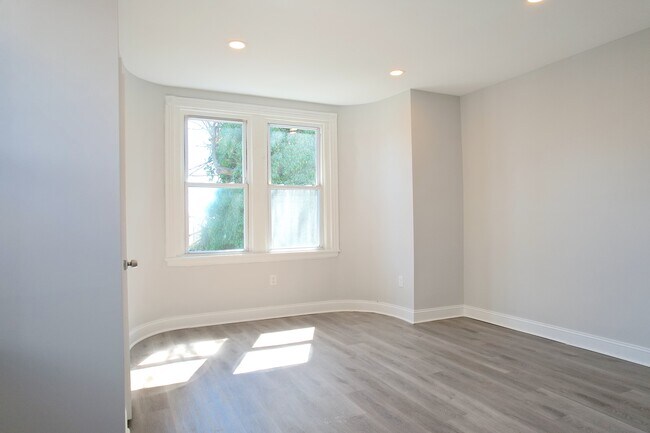 Foto del edificio - 134 E Washington Ln