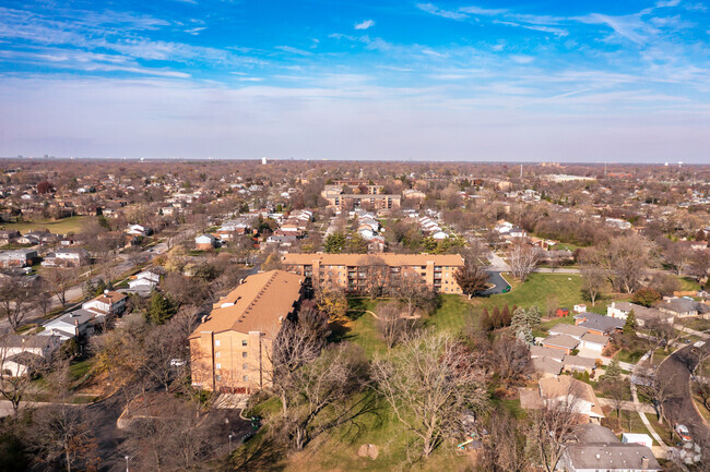 Aerial Photo - Farmingdale Terrace