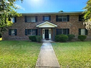 Building Photo - 4407 Caroline Dr
