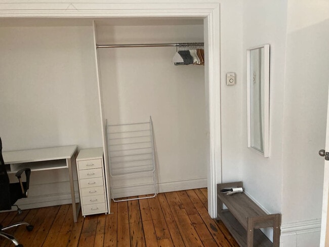 Building Photo - 4072 R. Drolet