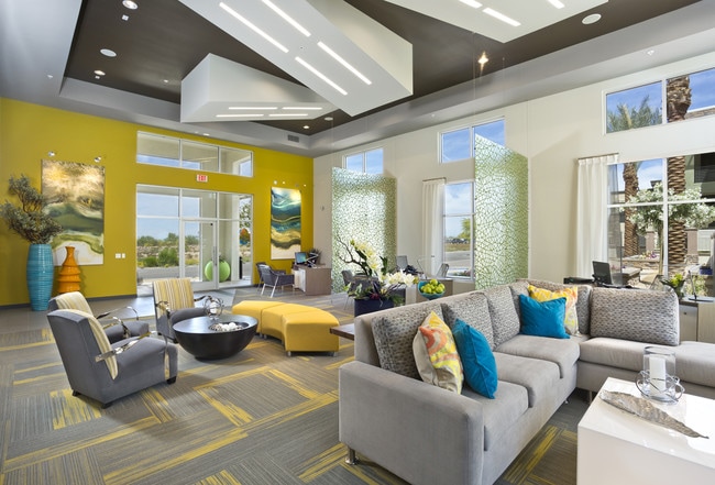 Resident Lounge - Avion on Legacy