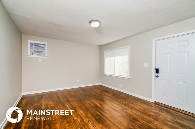 Building Photo - 6207 Red Spruce Dr