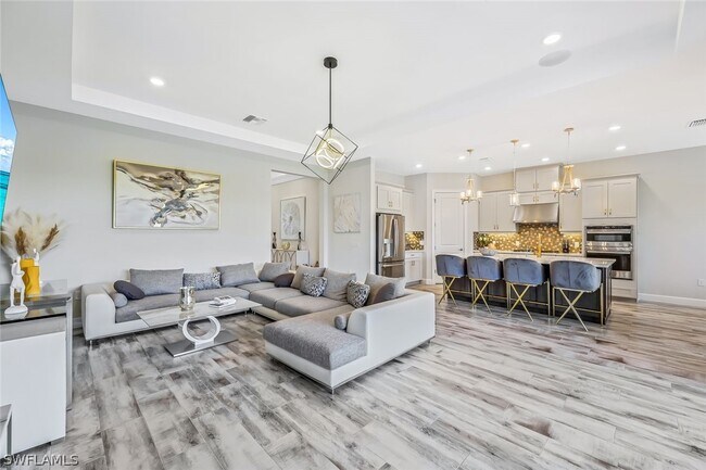 Foto del edificio - 15495 Rio Ponace Ct