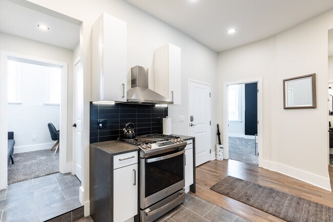 Foto del edificio - 795 E McMillan St