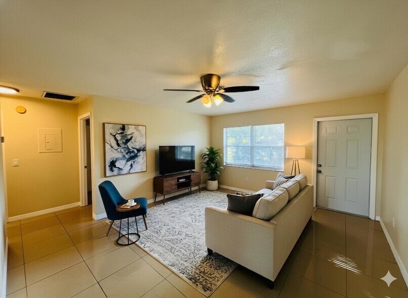 Photo - 3029 Martin Avenue Unit 3029