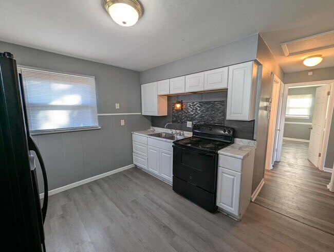 Foto del edificio - Best of Berkley Bungalow