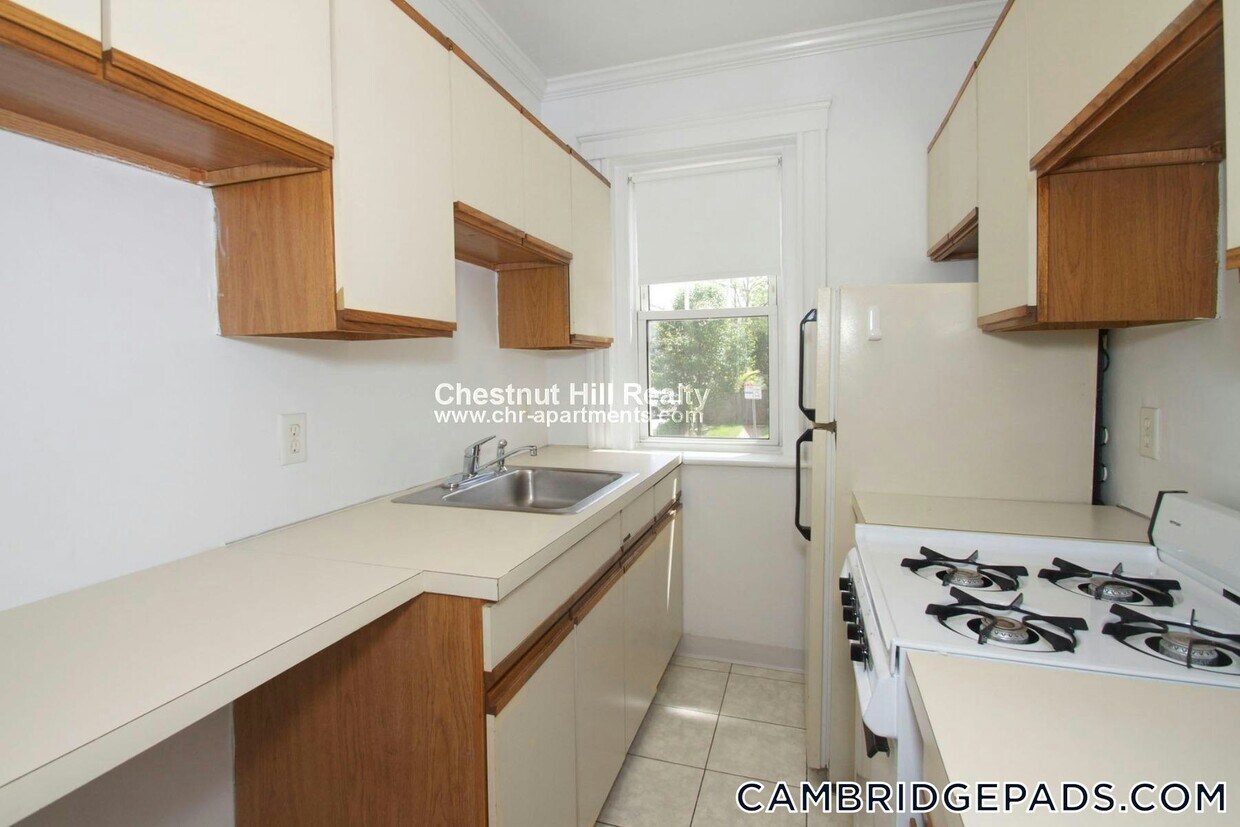 Building Photo - 19 Wendell St