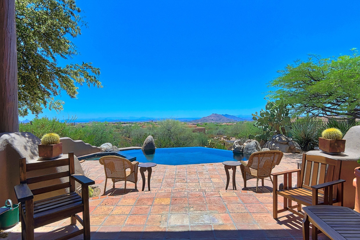 Primary Photo - 41634 N 110th Way