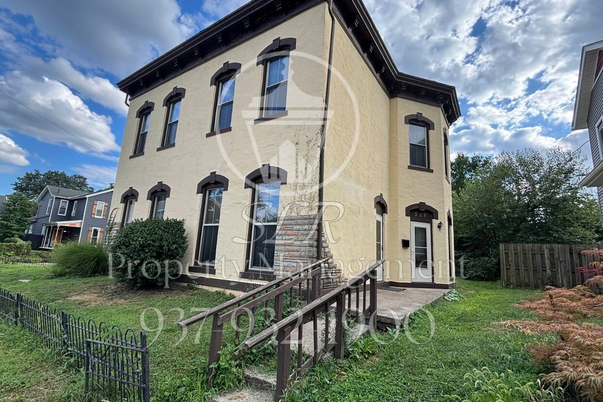 Foto principal - 227 James St