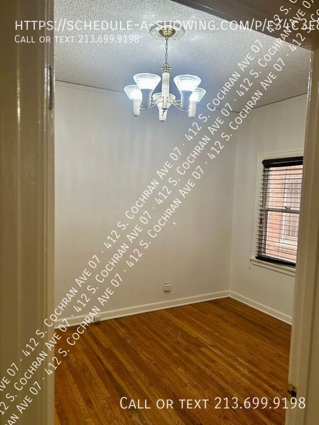 Foto del edificio - NO SECURITY DEPOSIT- Large Charming 1 Bedr...