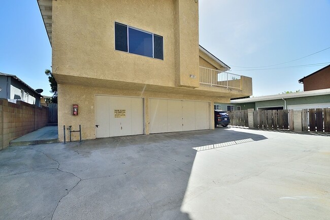 Building Photo - ot1708