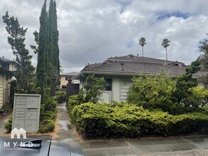 Building Photo - 481 Auburn Way