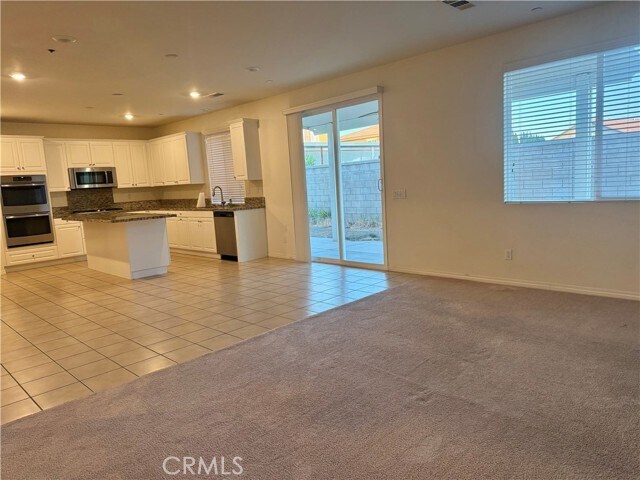 Foto del edificio - 12037 Meander Way