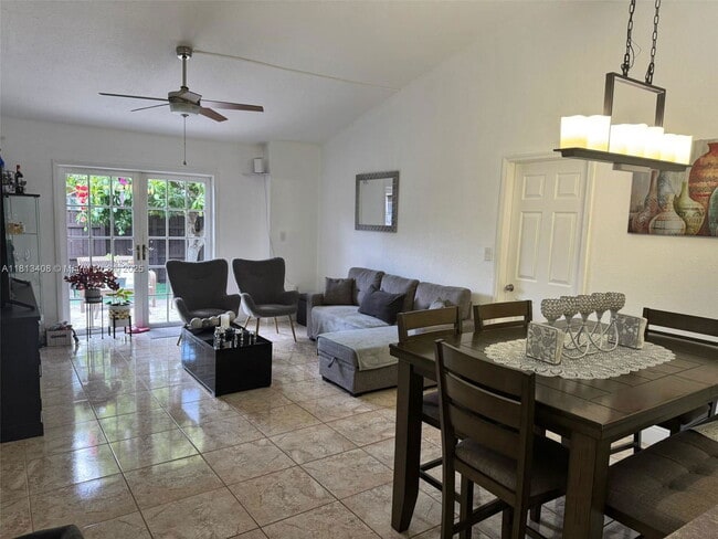 Building Photo - 2310 Plum Ct