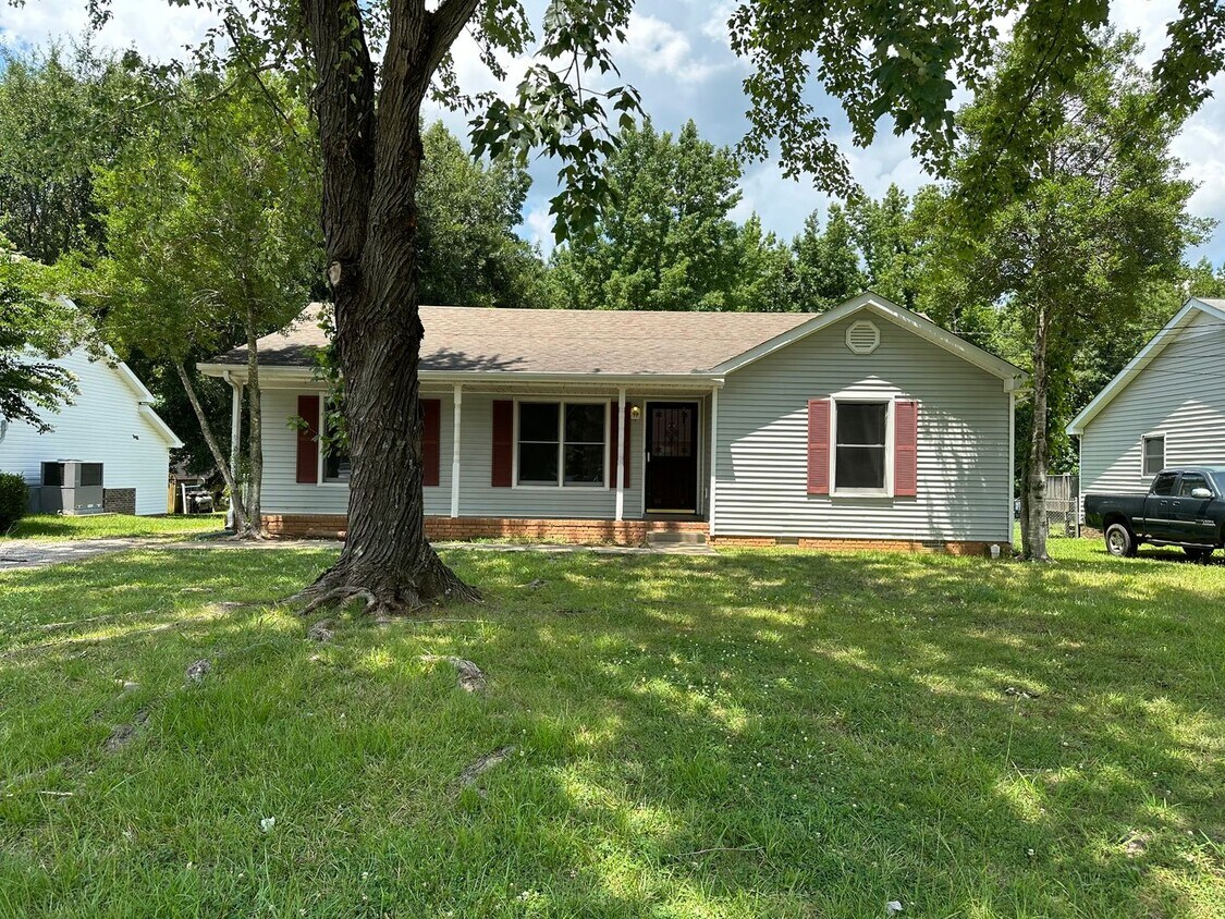 Foto principal - 3 Bedroom Pet Friendly Home for Rent!